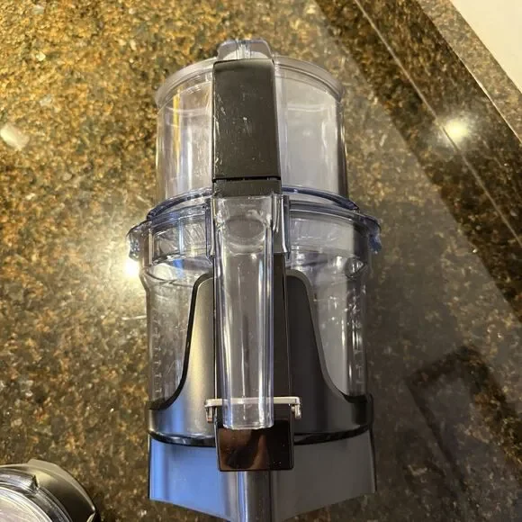 Sold - Picture 3 of 12